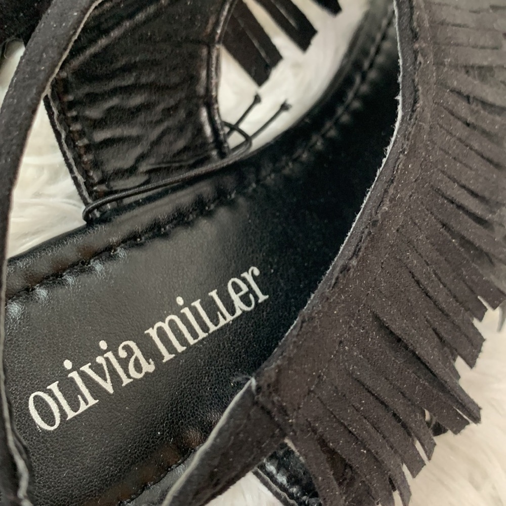Olivia Miller Black Fringed Sandals- NWT - Picture 6 of 8